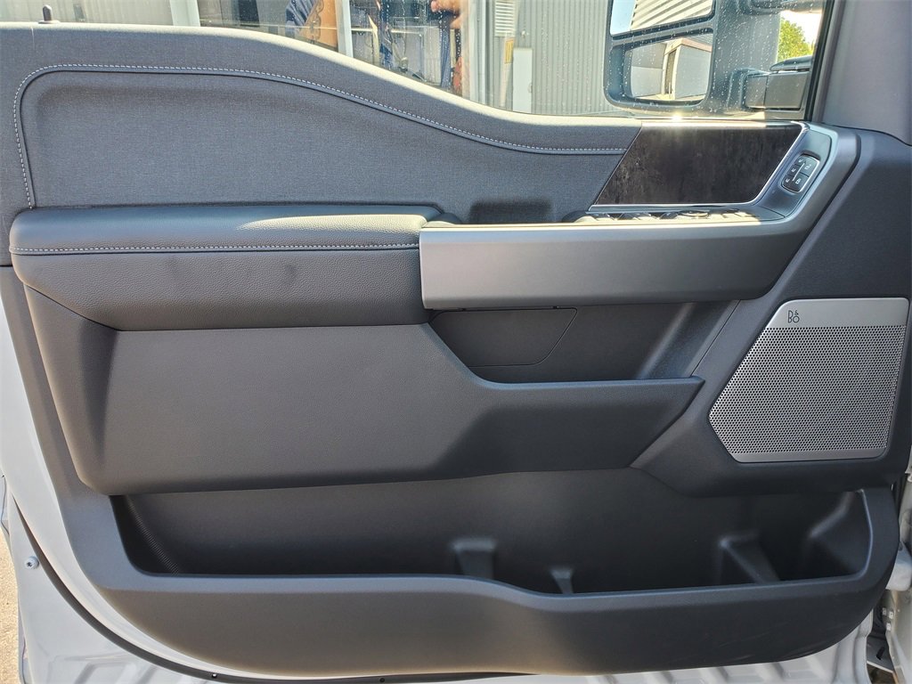 New 2026 Ford F350 Lariat image 21