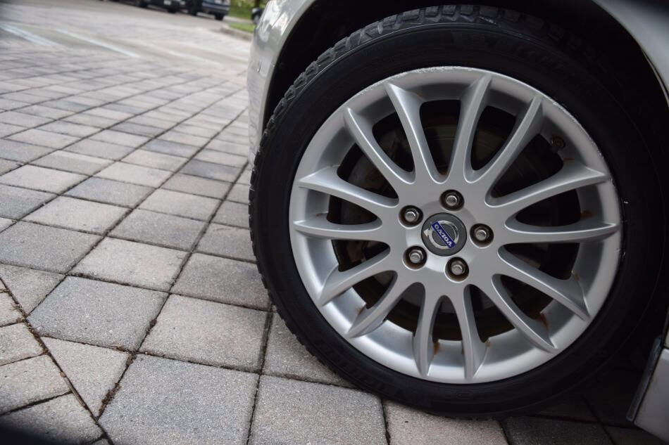 Used 2011 Volvo V50 T5 image 83