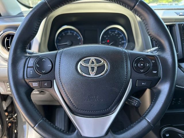 Used 2016 Toyota RAV4 Limited AWD/4WD image 15