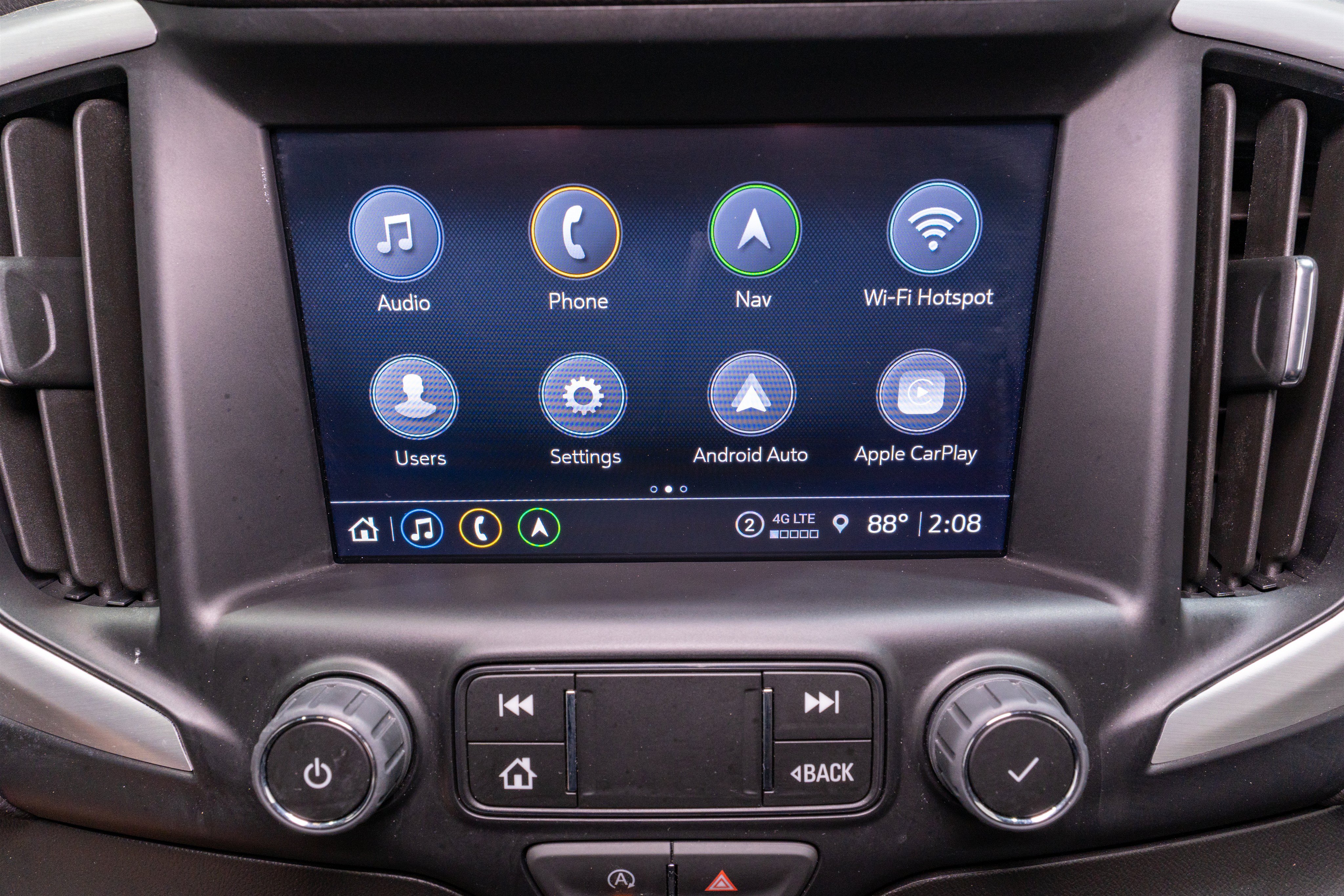 Used 2024 GMC Terrain SLT w/ Infotainment Package II FWD image 19