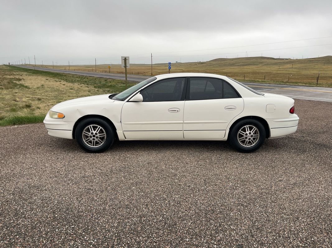Used 2003 Buick Regal LS w/ LS Luxury Plus Package image 2