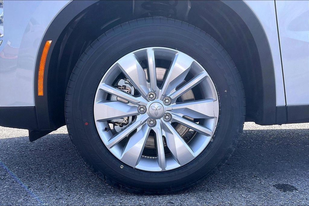 New 2026 Mitsubishi Outlander ES AWD/4WD image 10
