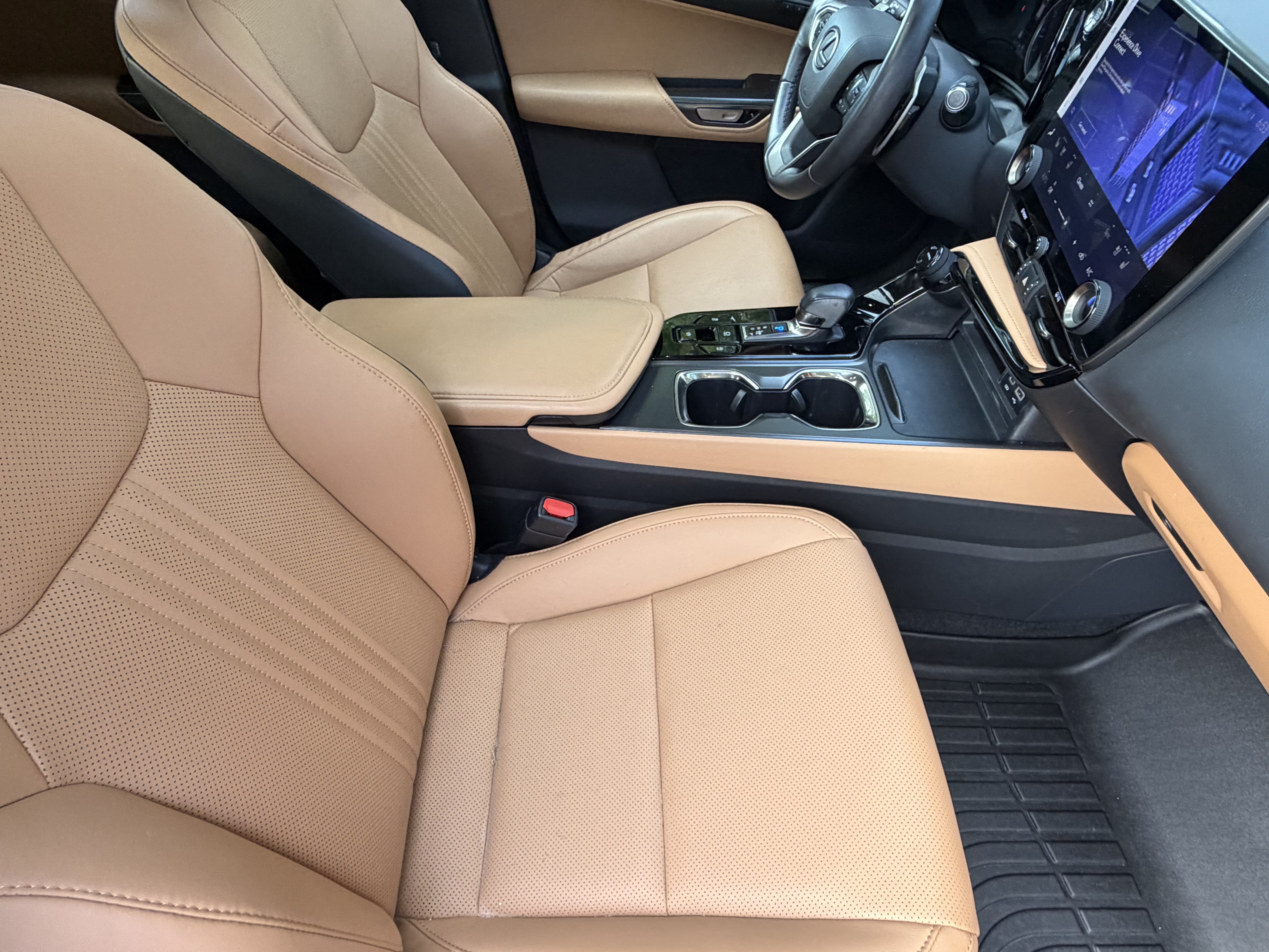 Certified 2025 Lexus NX 250 FWD w/ Premium Package image 42