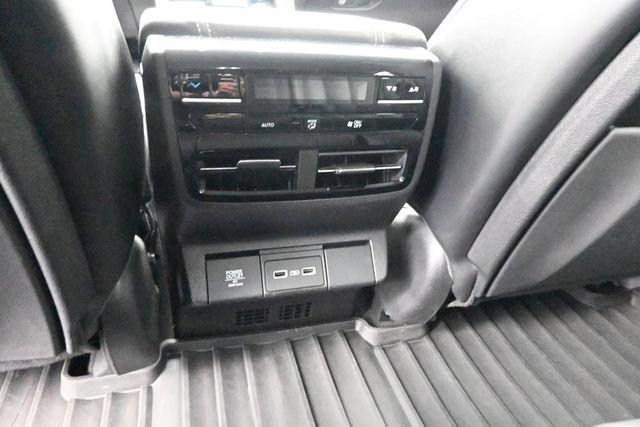 Used 2024 Acura MDX w/ Technology Package AWD/4WD image 26