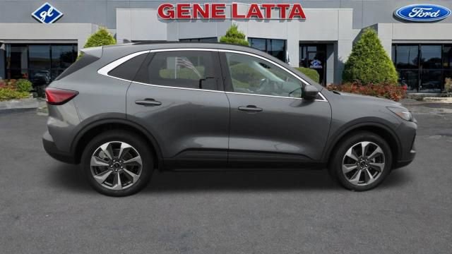 Used 2024 Ford Escape ST-Line Elite w/ Premium Technology Package image 9