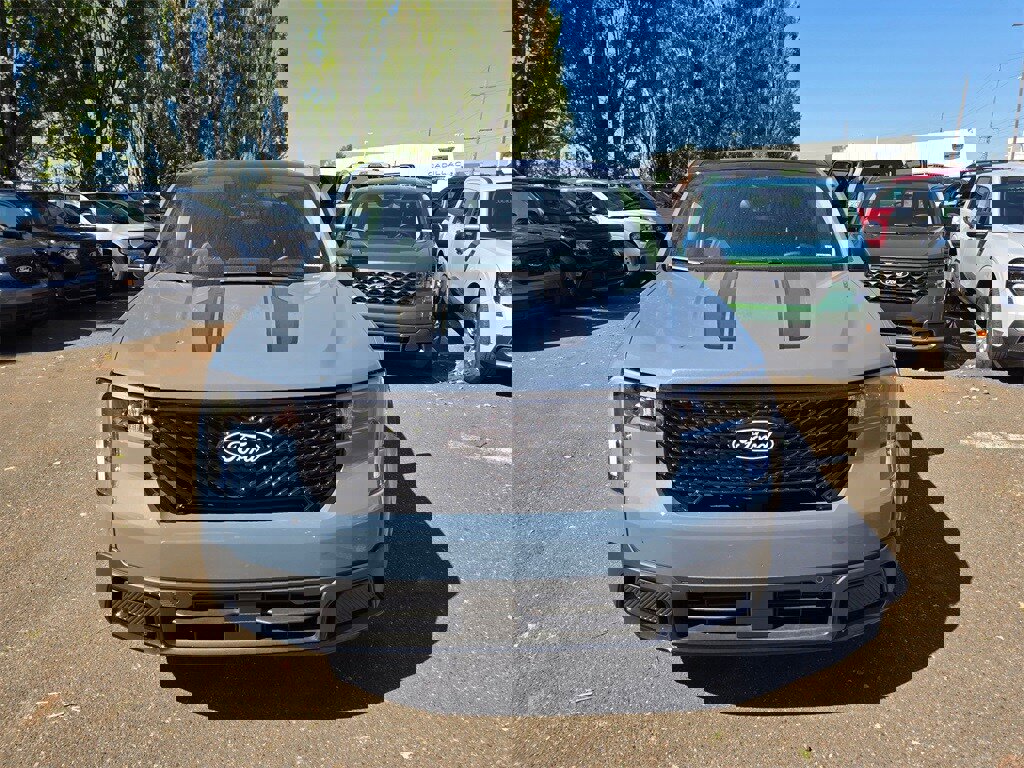 New 2025 Ford Maverick Lariat w/ Black Appearance Package image 2