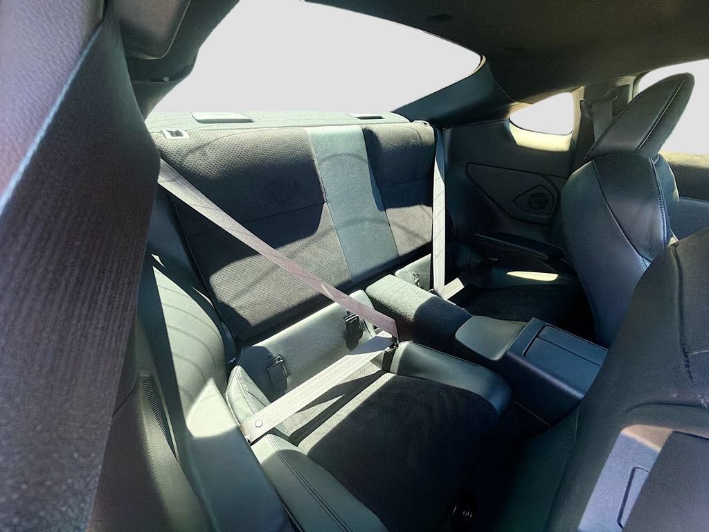 Used 2025 Toyota GR86 Premium w/ ALL Weather Mat Package (TMS) RWD image 25