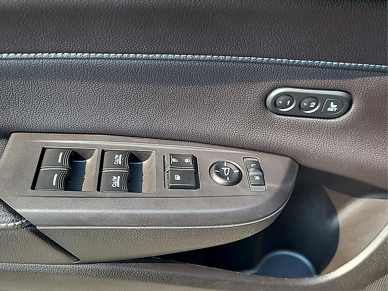 Used 2020 Acura ILX FWD image 15