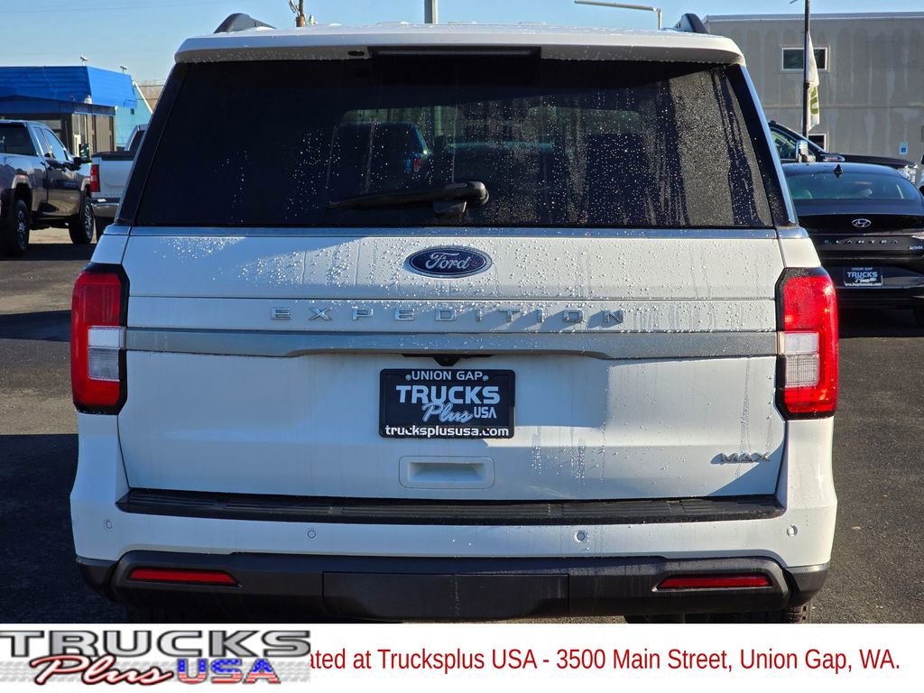 Used 2024 Ford Expedition Max XL image 4