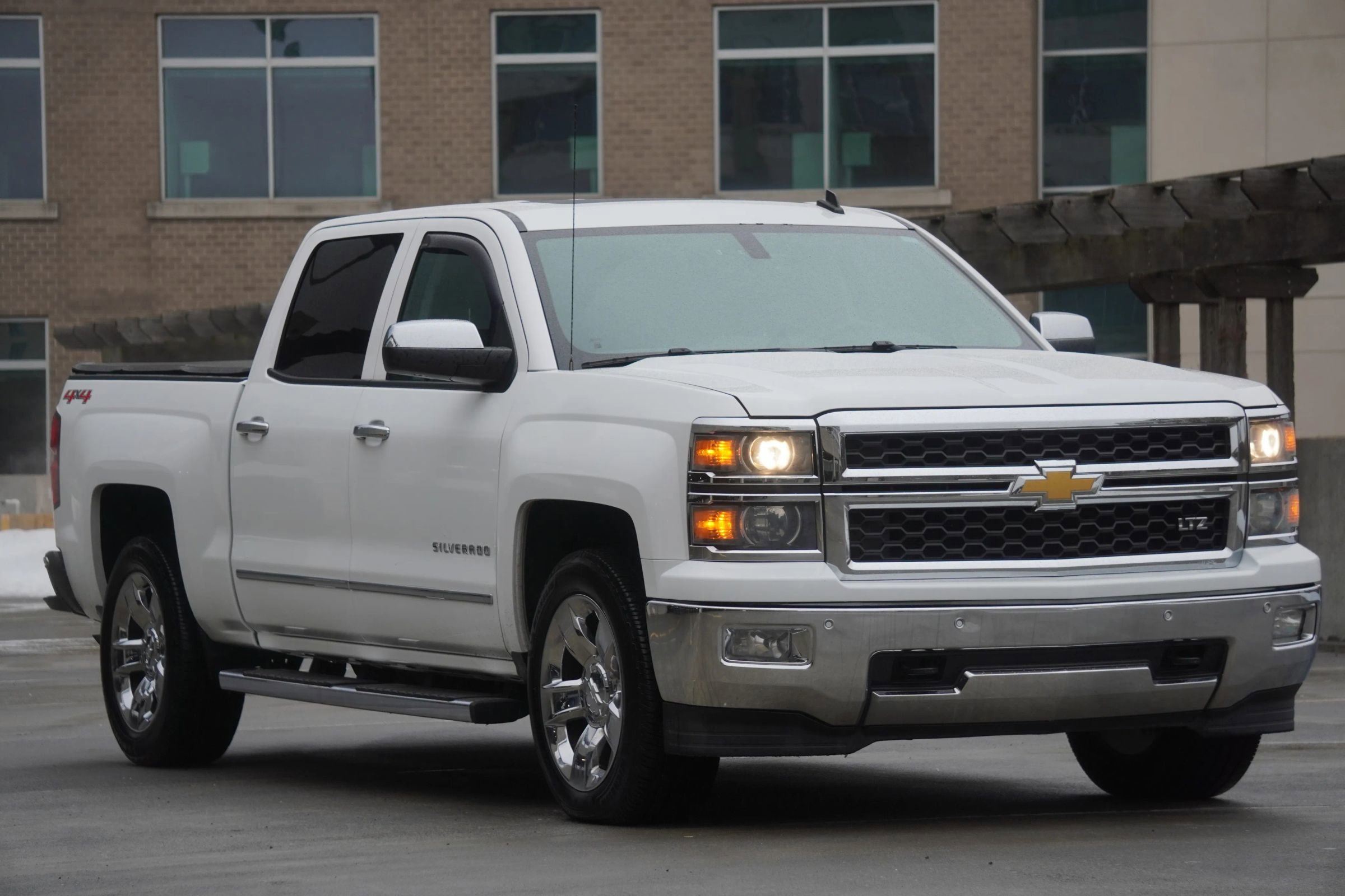 Used 2014 Chevrolet Silverado 1500 LTZ w/ LTZ Plus Package AWD/4WD image 17