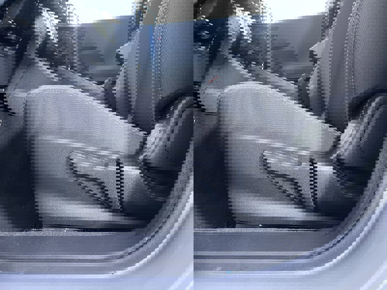 Certified 2025 Subaru Crosstrek 2.0i Premium w/ Crosstrek Mirror Package image 13