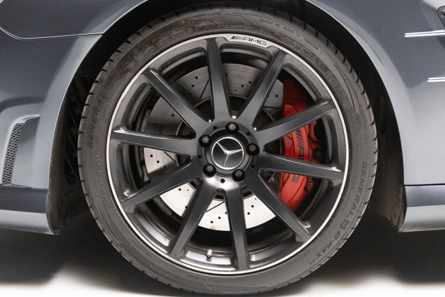 Used 2015 Mercedes-Benz SL 63 AMG w/ Driver Assistance Package image 50