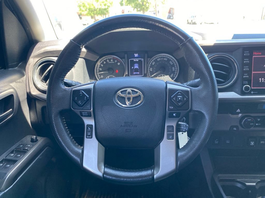 Used 2022 Toyota Tacoma SR5 w/ Technology Package RWD image 11