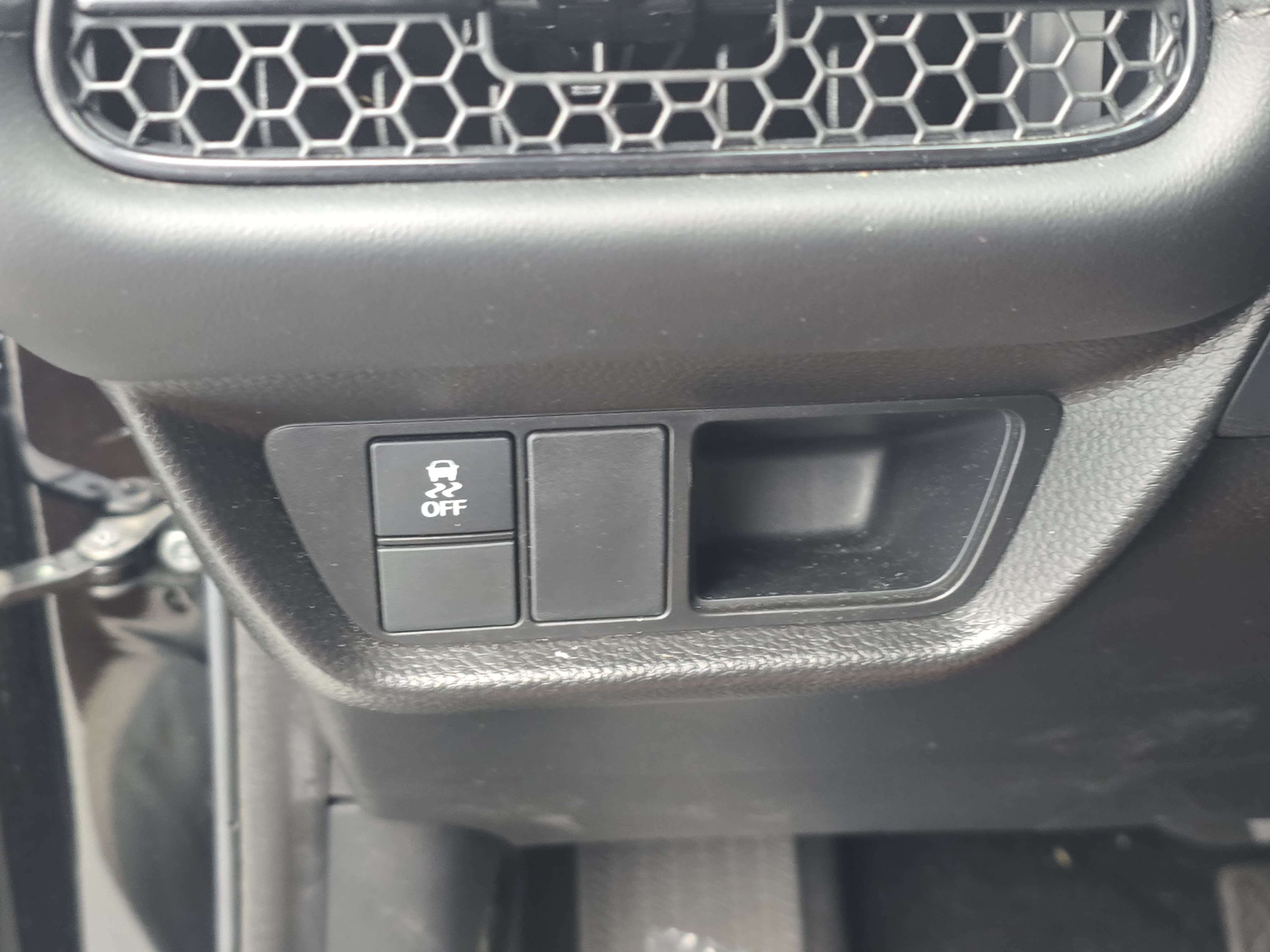 Used 2023 Honda HR-V LX image 25