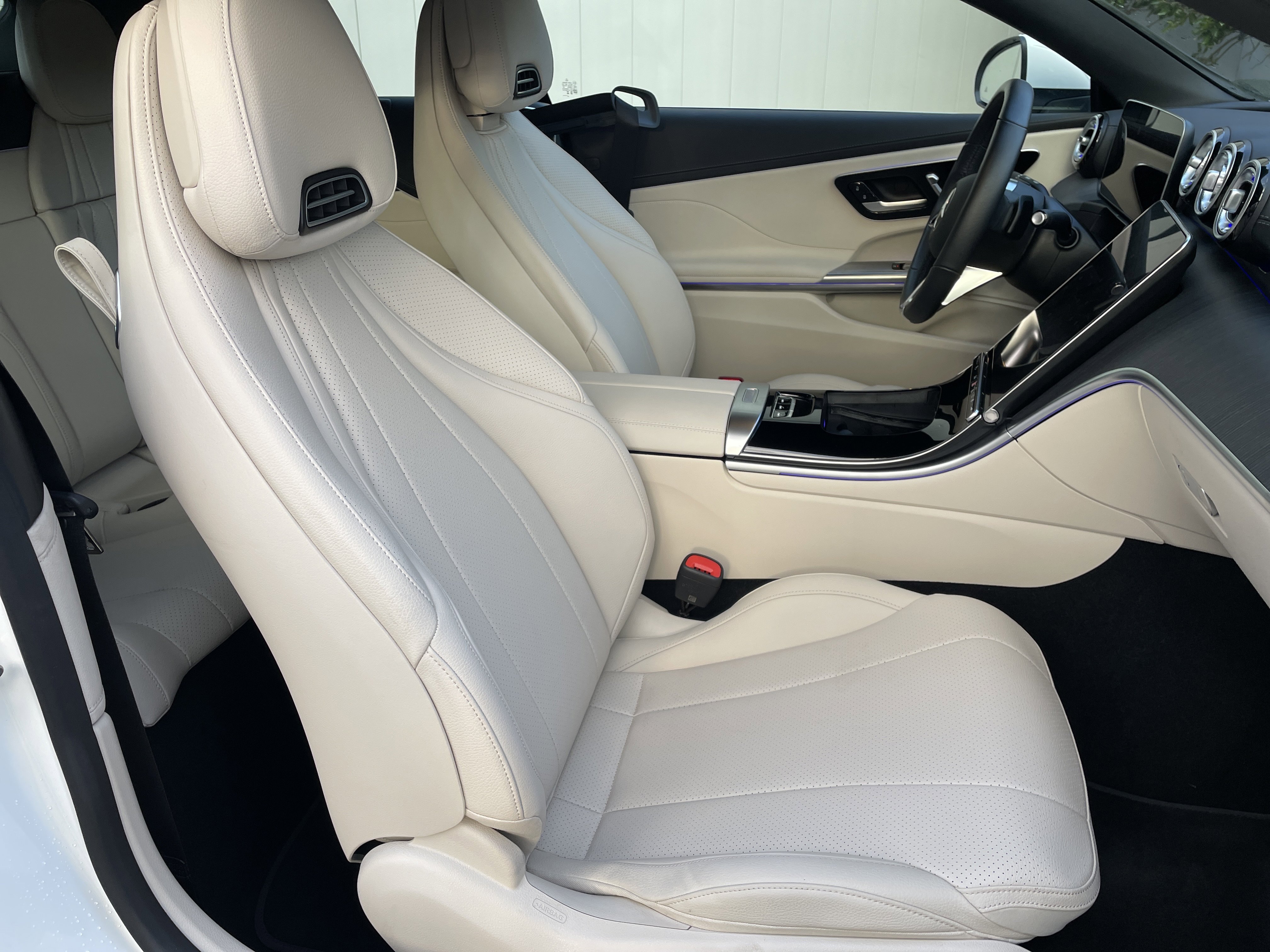 Certified 2024 Mercedes-Benz CLE 300 4MATIC Cabriolet image 51