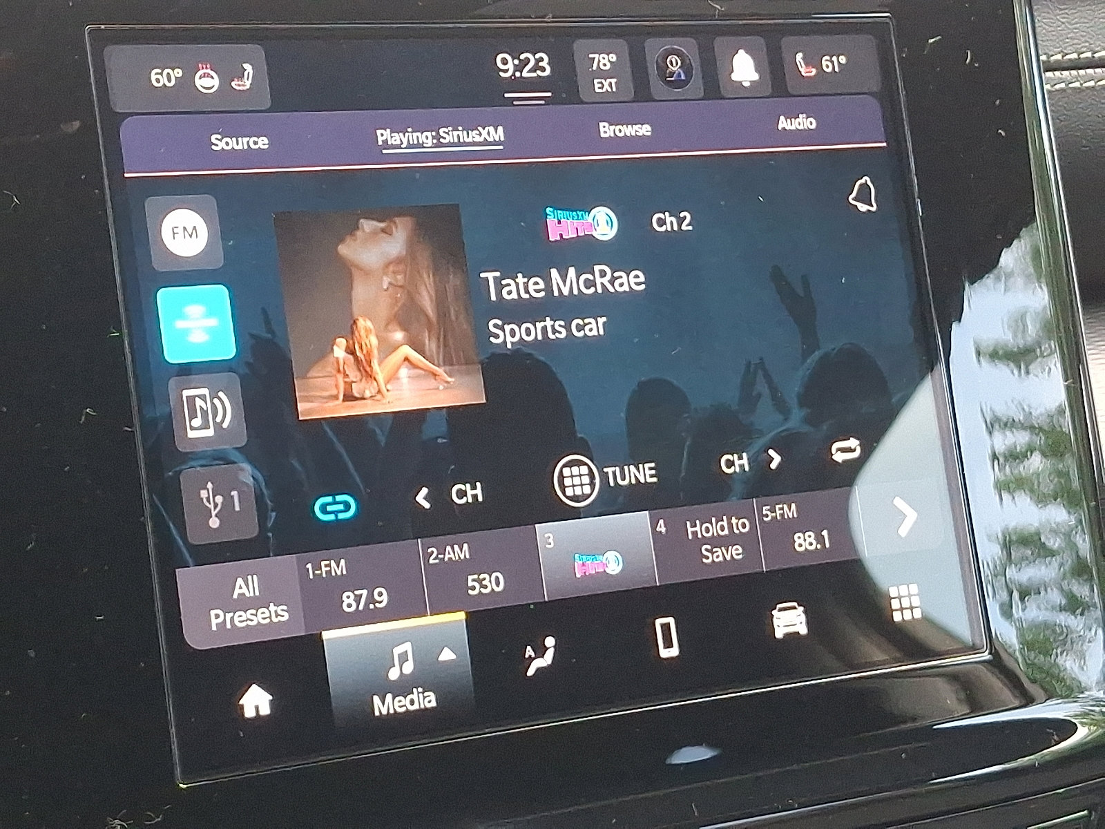 New 2025 Jeep Grand Cherokee L Altitude image 12