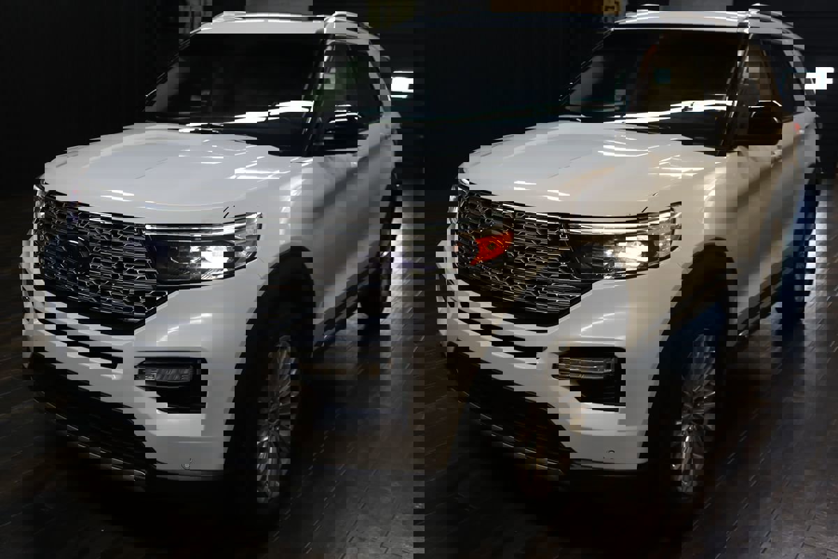 Used 2020 Ford Explorer Limited AWD/4WD image 6