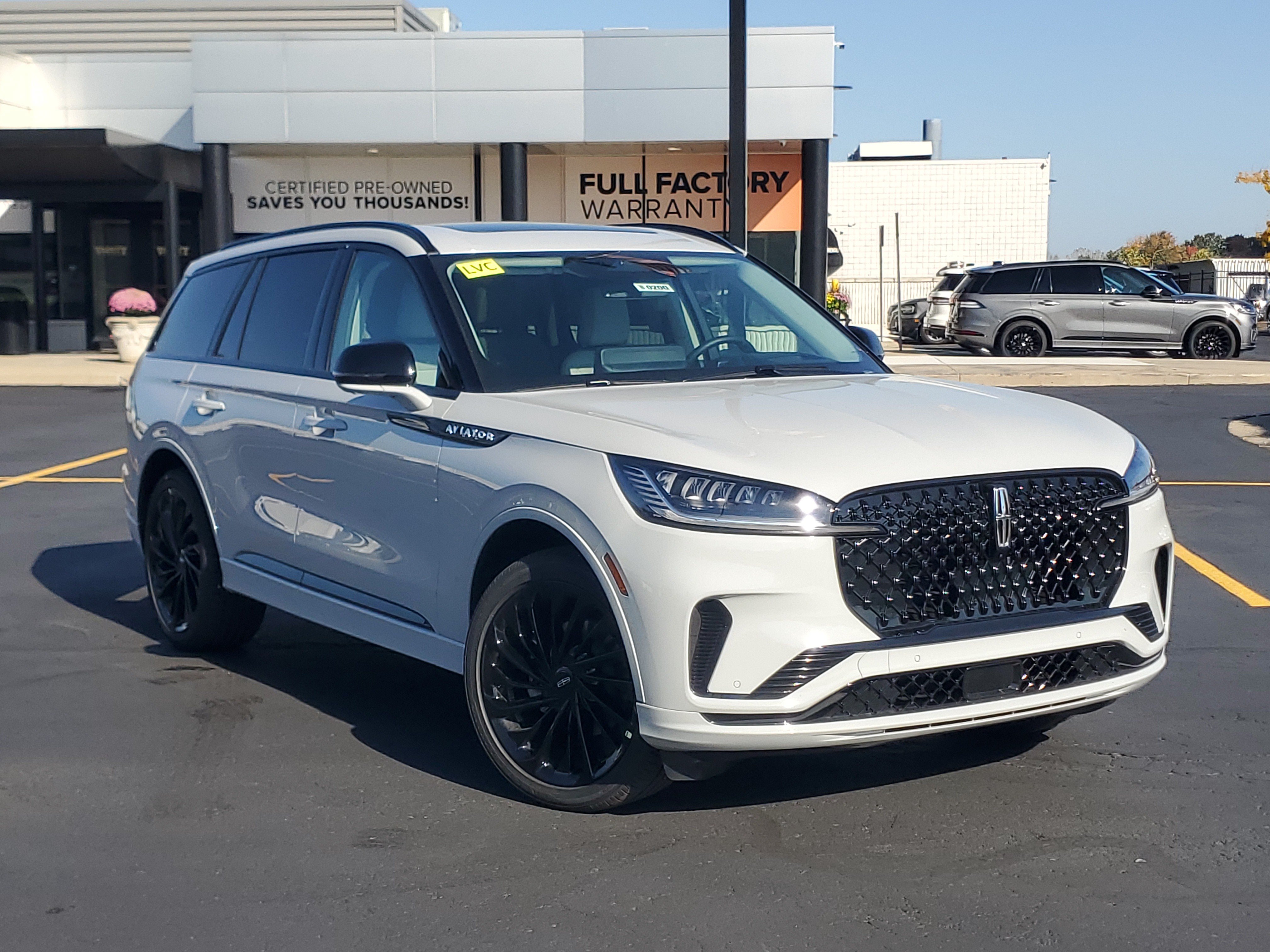New 2027 Lincoln Aviator Reserve w/ Jet Appearance Package AWD/4WD 360° Tour
