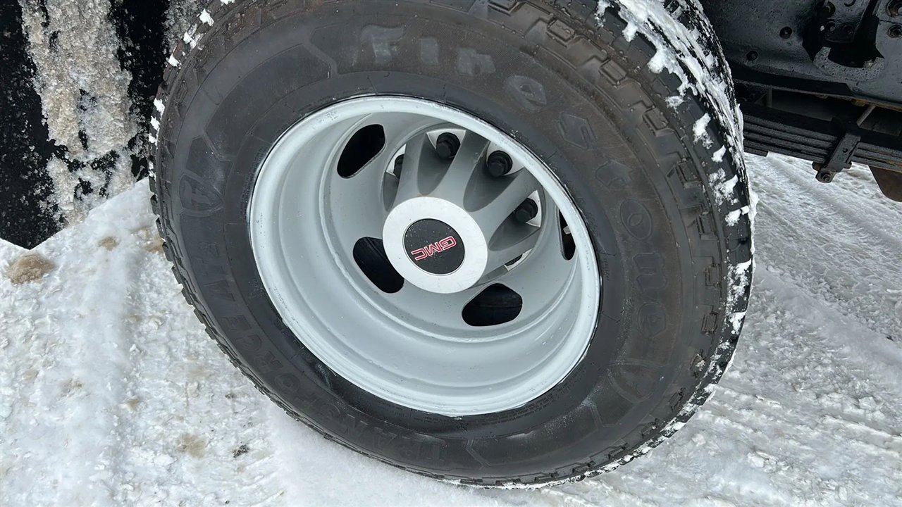 Used 2015 GMC Sierra 3500 4x4 Regular Cab w/ Sierra Convenience Package image 10