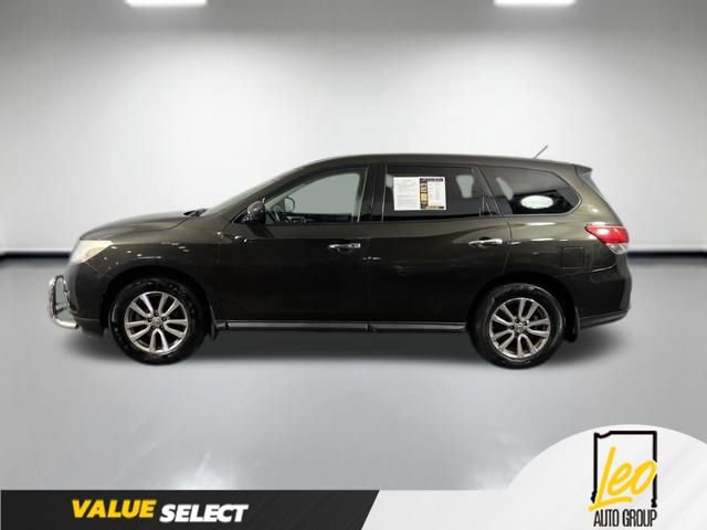 Used 2015 Nissan Pathfinder S AWD/4WD image 2