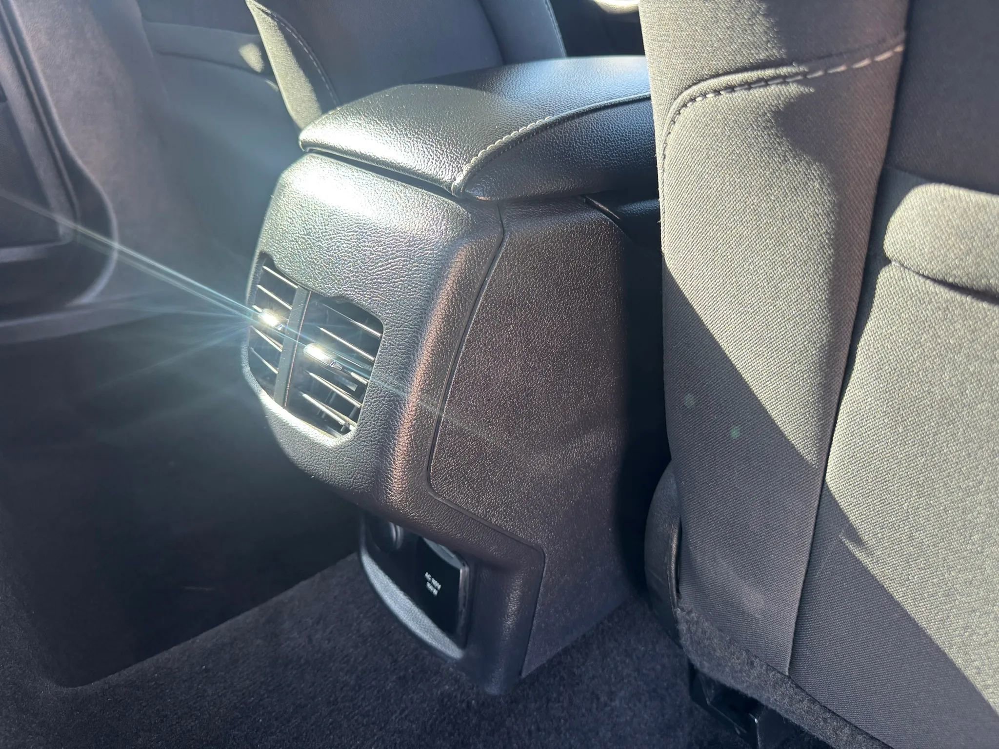 Used 2018 Ford Fusion SE image 46