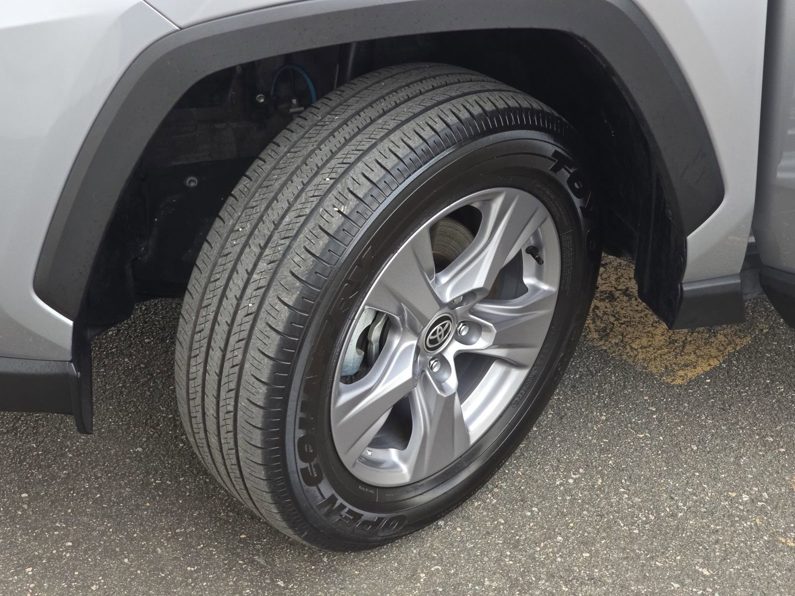 Used 2024 Toyota RAV4 XLE image 38