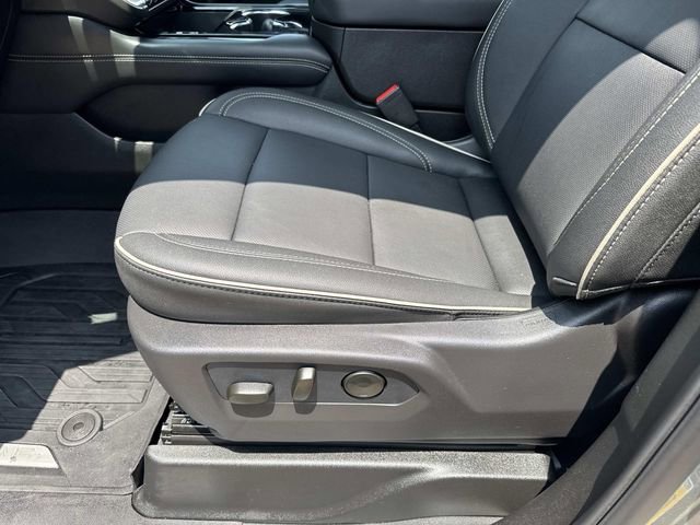 Used 2026 GMC Yukon Elevation w/ Elevation Premium Package RWD image 22