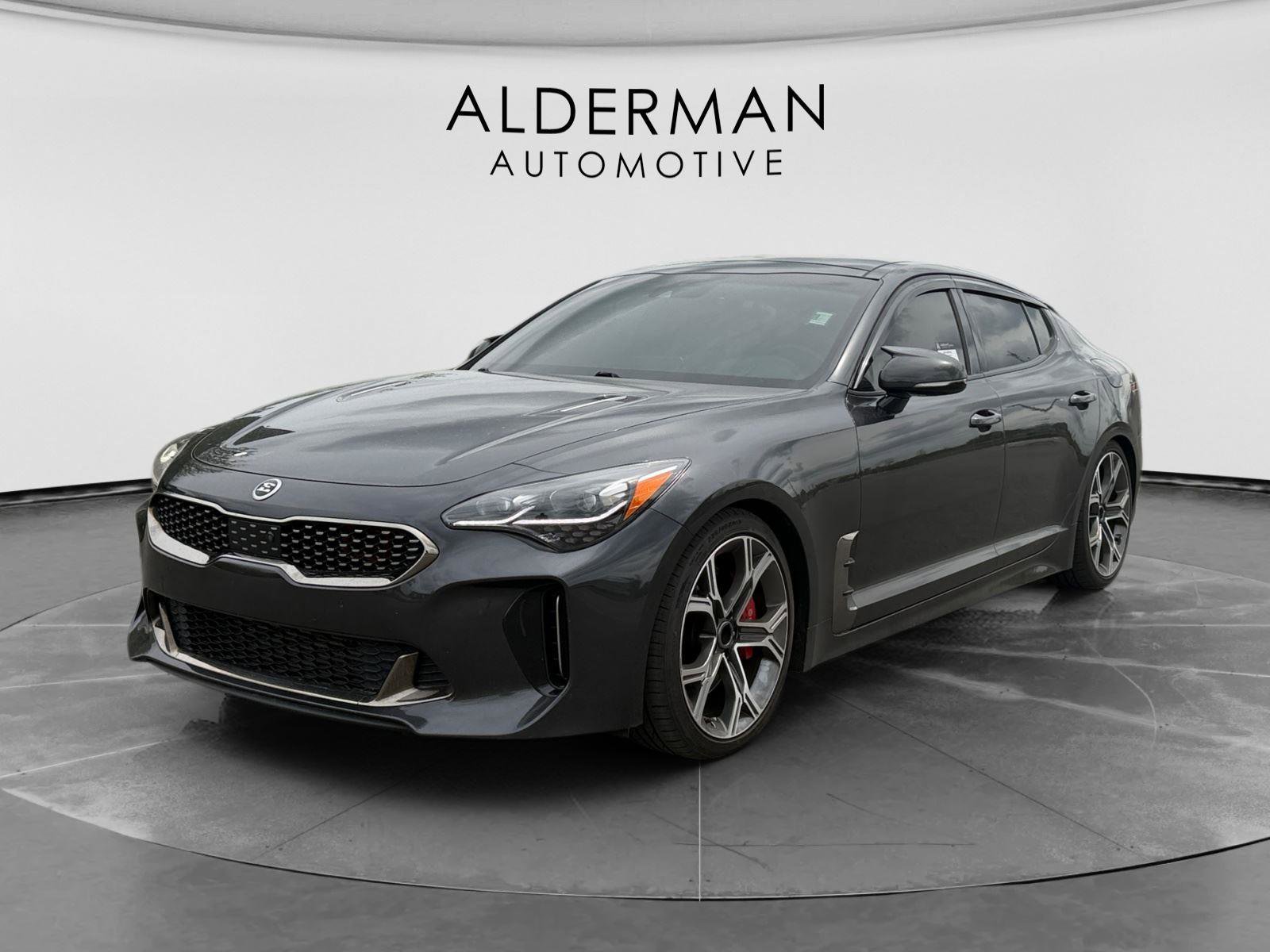 Used 2019 Kia Stinger GT2 image 1