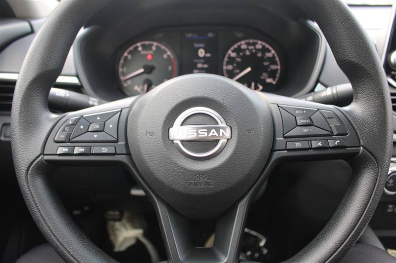 Used 2025 Nissan Altima 2.5 S FWD image 11