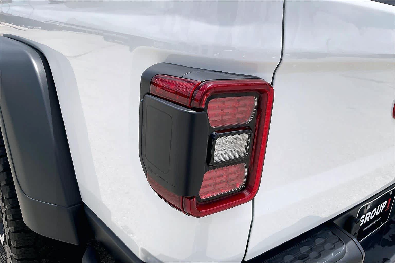 Used 2026 Jeep Gladiator Rubicon AWD/4WD image 27