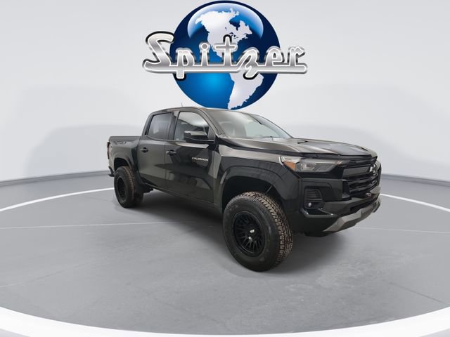 Used 2023 Chevrolet Colorado Z71 w/ Z71 Convenience Package 2 image 2