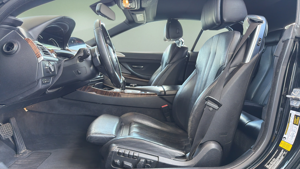 Used 2016 BMW 650i Convertible RWD image 17