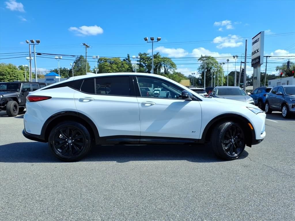 New 2026 Buick Envista Sport Touring w/ Convenience I Package image 3