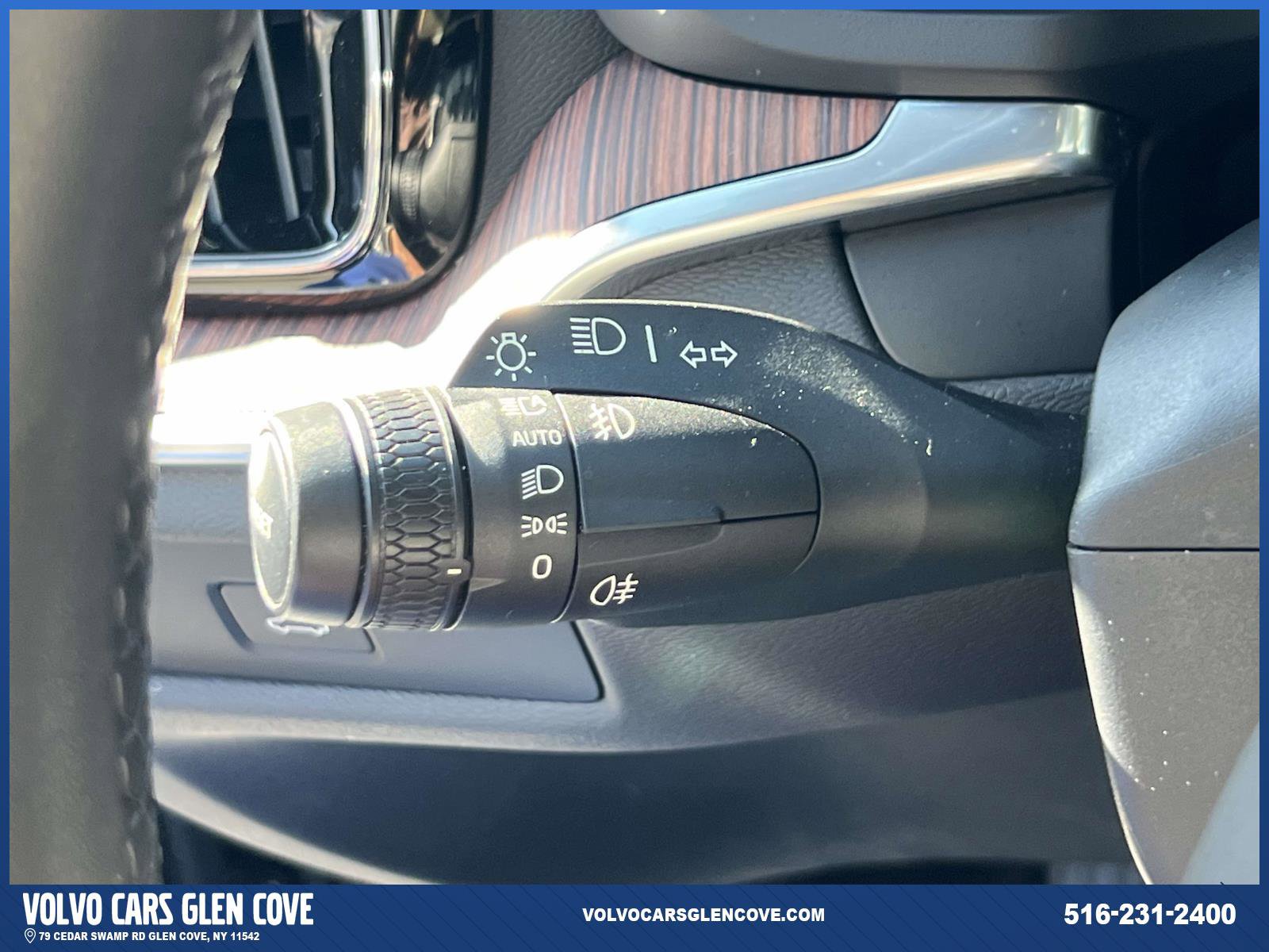 Used 2023 Volvo S60 B5 Plus w/ Climate Package image 23