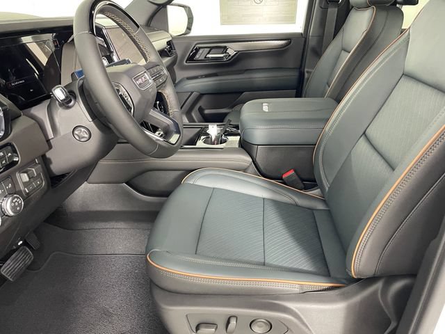New 2026 GMC Yukon AT4 w/ AT4 Premium Plus Package AWD/4WD image 2