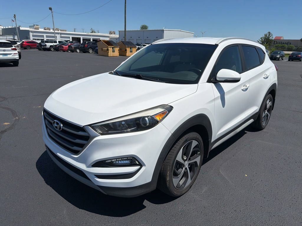 Used 2018 Hyundai Tucson Sport w/ Cargo Package AWD/4WD image 3