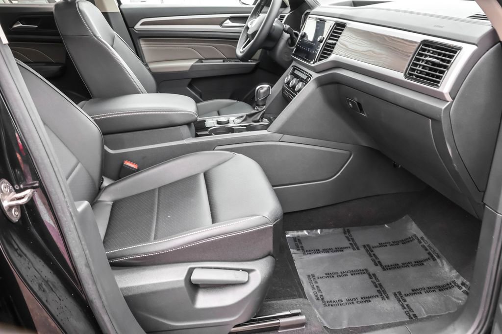 Used 2023 Volkswagen Atlas SE w/ Panoramic Sunroof Package image 41
