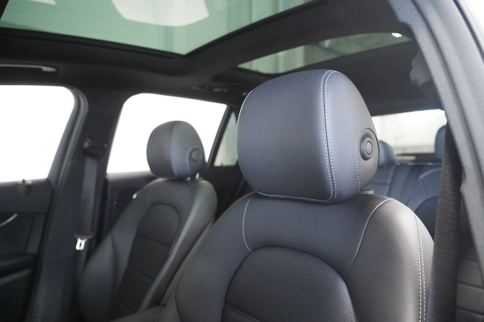 Certified 2022 Mercedes-Benz GLC 300 4MATIC image 12