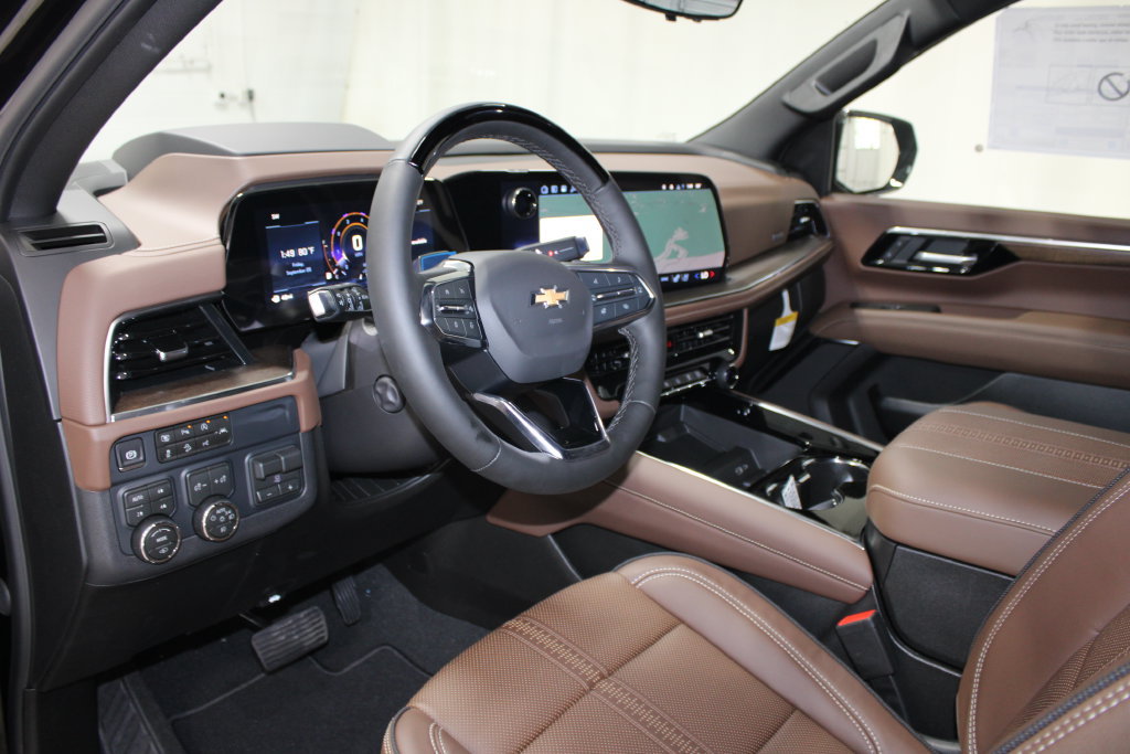 New 2026 Chevrolet Tahoe High Country AWD/4WD image 14