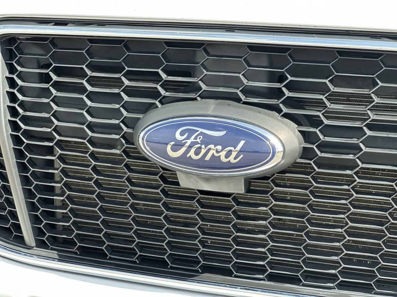 Used 2025 Ford Transit 350 XLT RWD image 11