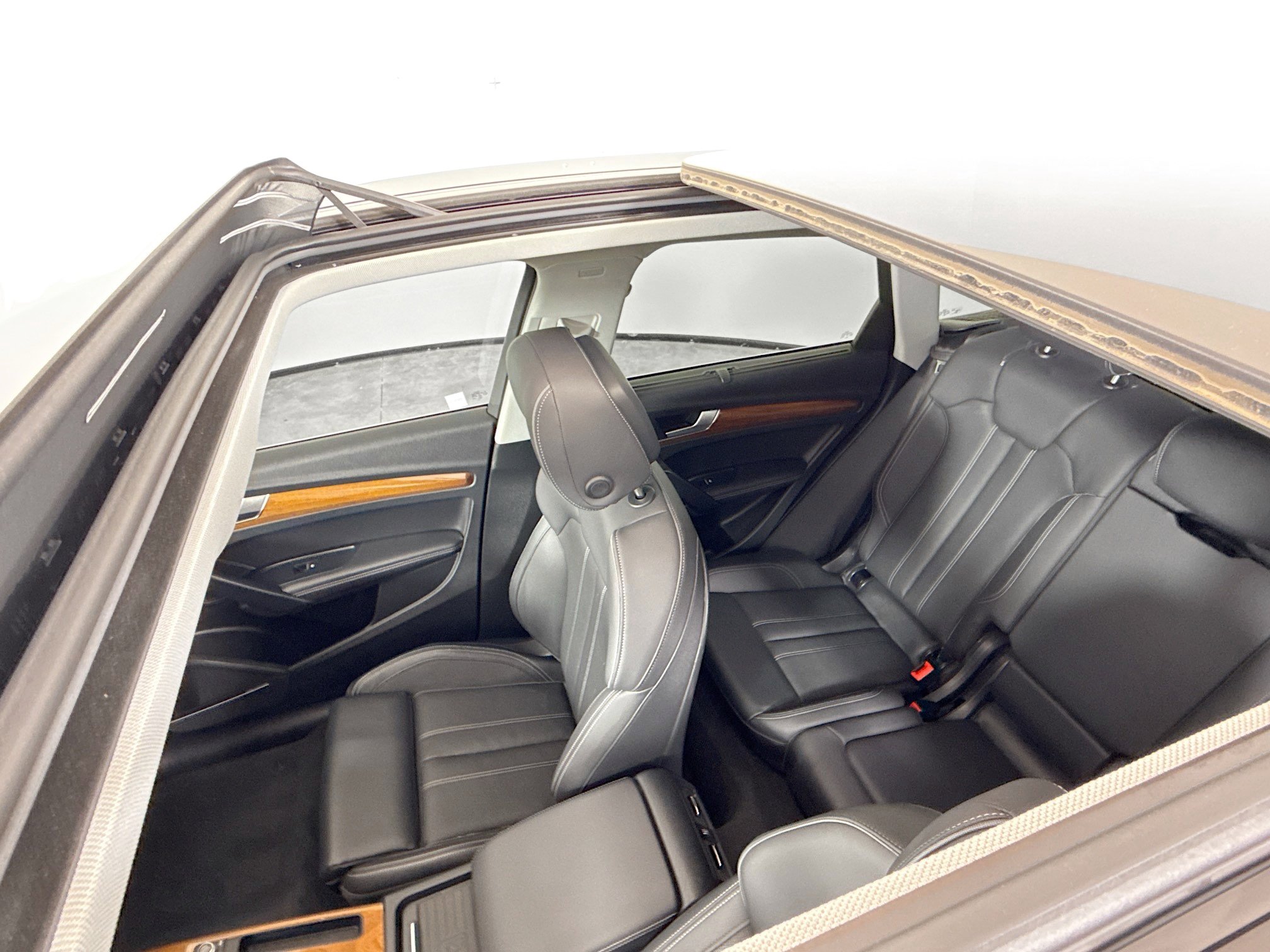 Used 2023 Audi Q5 2.0T Prestige image 14