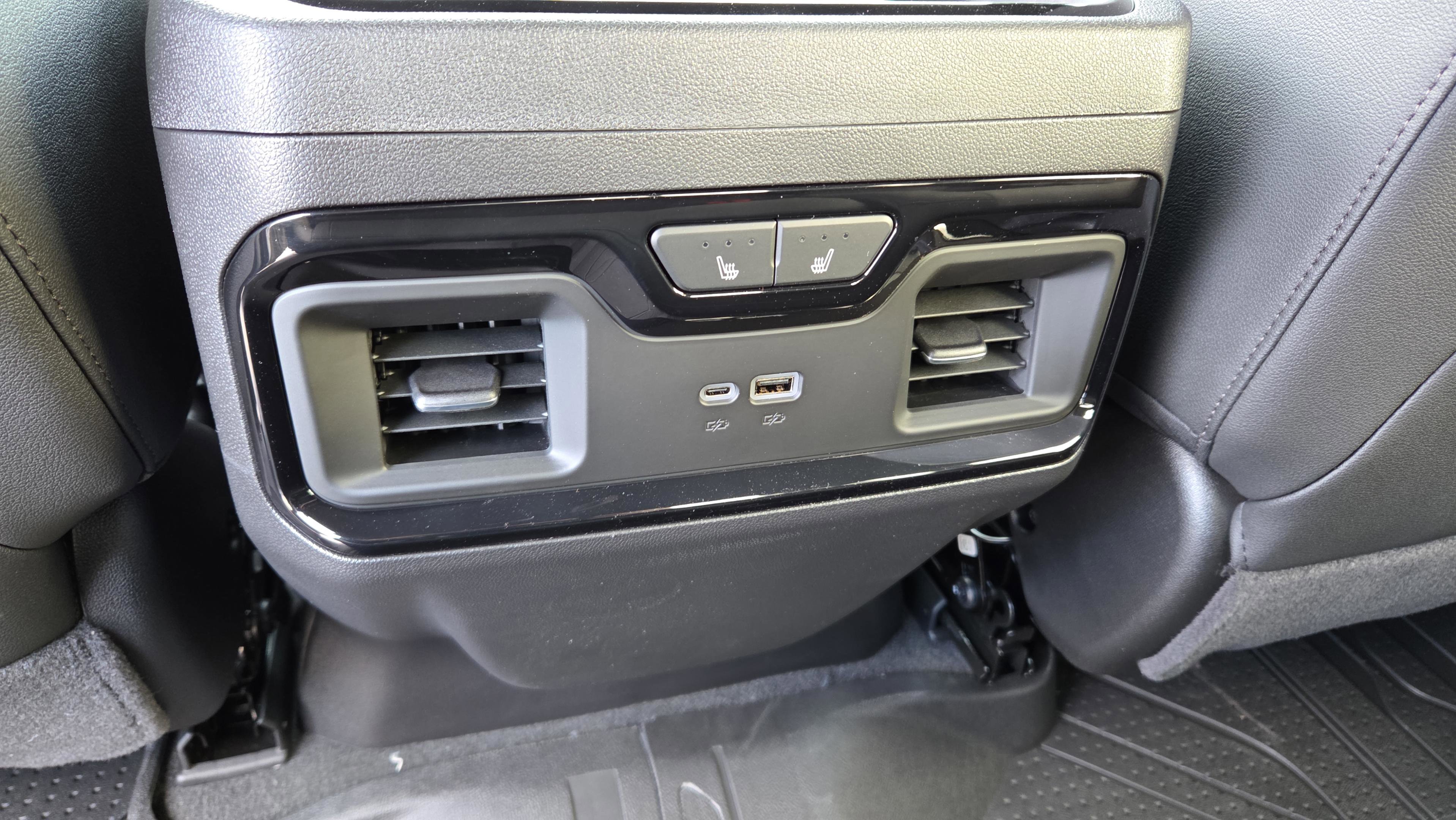 New 2026 Chevrolet Silverado 1500 ZR2 w/ Dark Appearance Package image 24