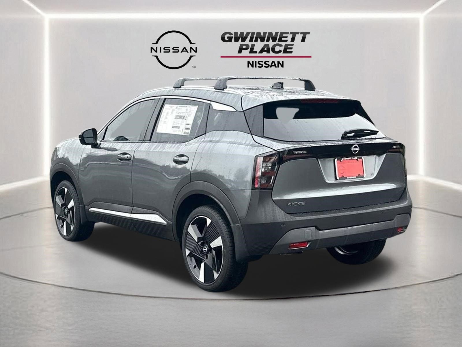 New 2026 Nissan Kicks SR w/ Cold Weather Package image 7