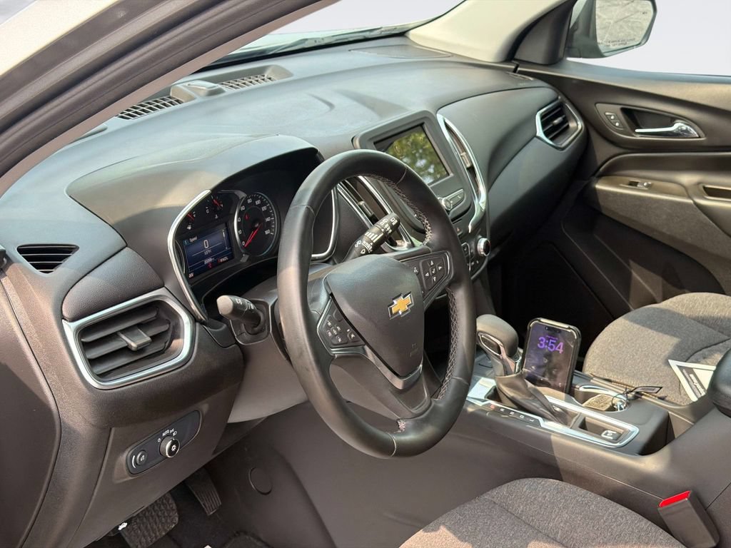 Used 2024 Chevrolet Equinox LT FWD image 16