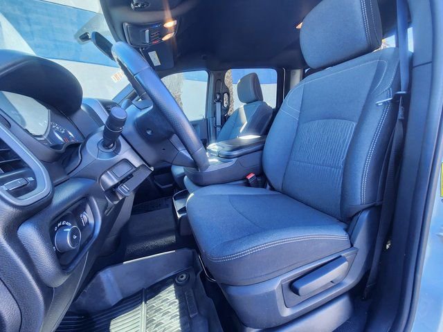 Used 2024 RAM 3500 Tradesman w/ Chrome Appearance Group image 11