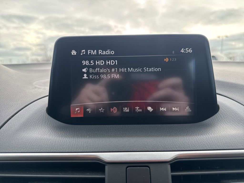 Used 2017 MAZDA MAZDA3 Sport image 30