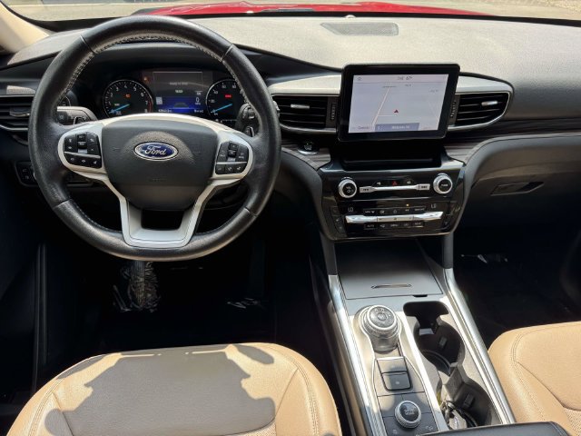 Used 2021 Ford Explorer Limited w/ Hybrid Equipment Group 310A AWD/4WD image 16