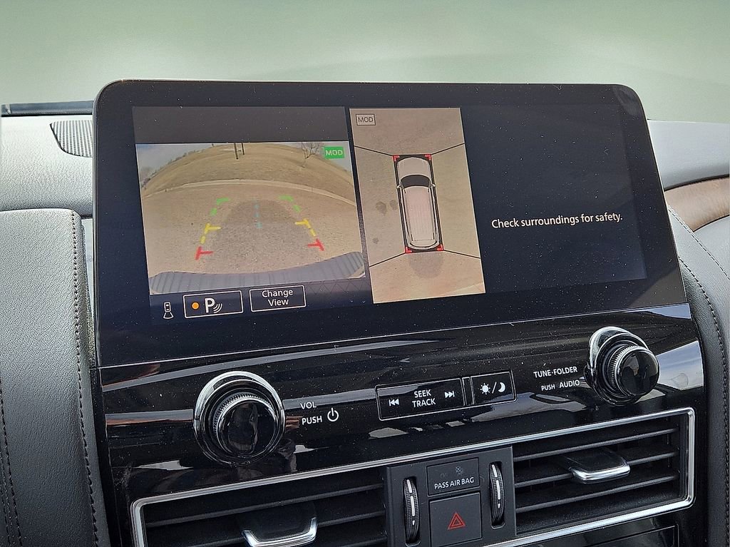 Used 2024 Nissan Armada SL image 28