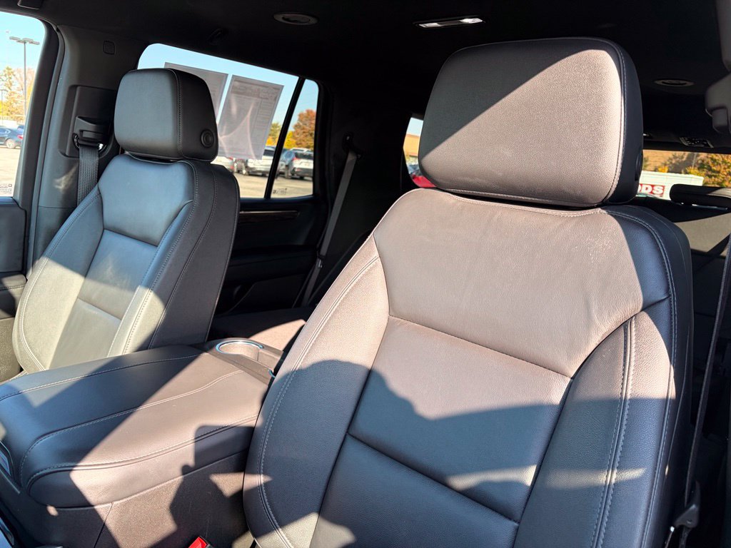Used 2025 Chevrolet Tahoe LT AWD/4WD image 12