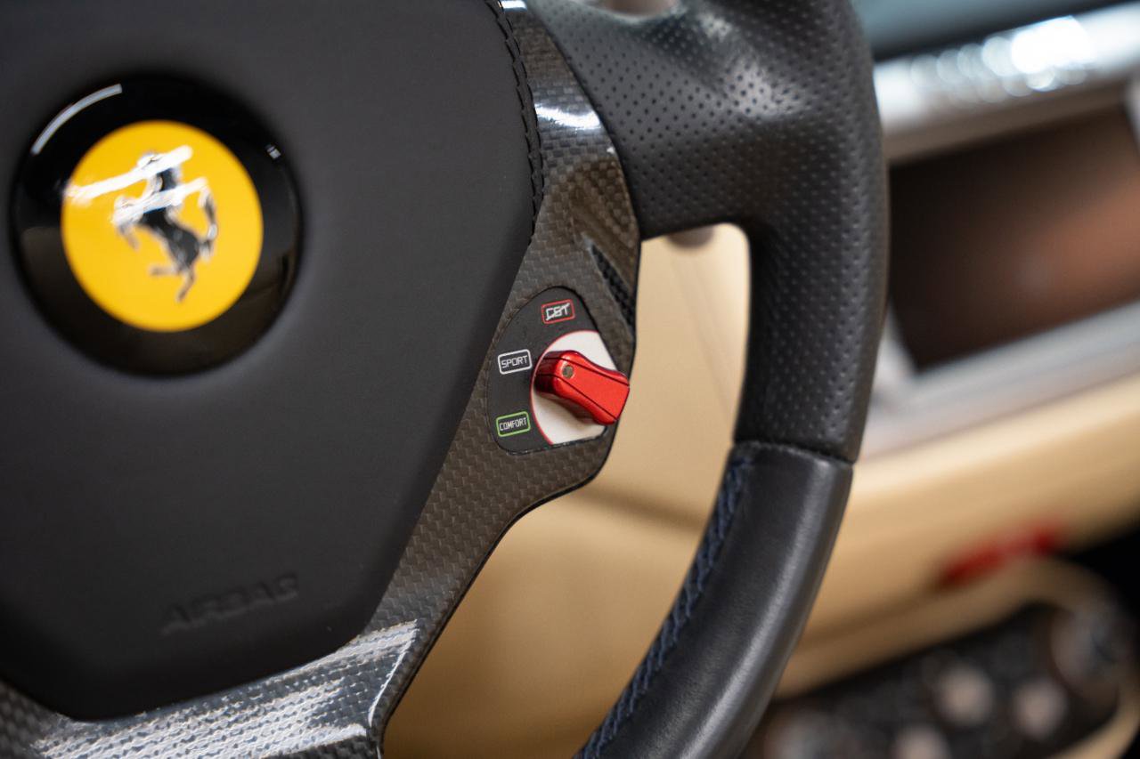 Used 2010 Ferrari California RWD image 52